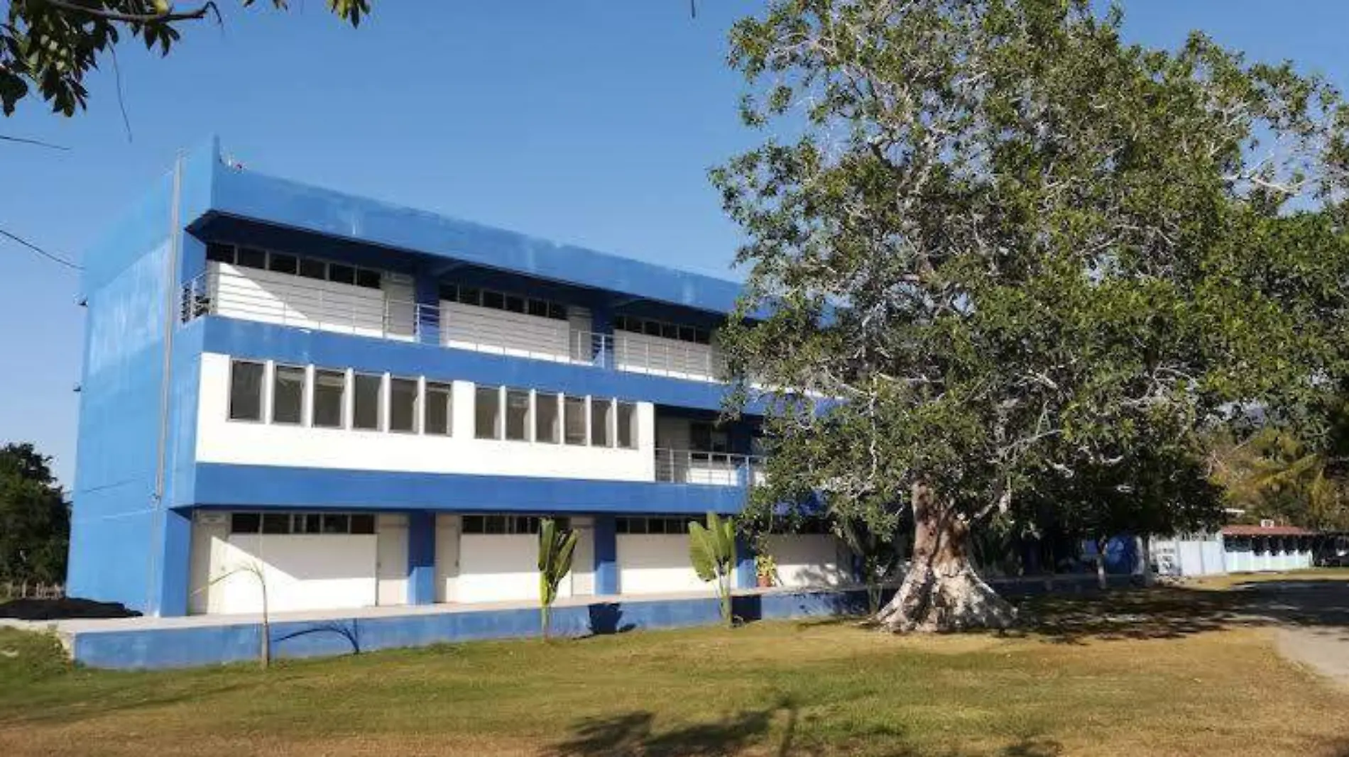 Escuela Nacional de Ingeniería Pesquera